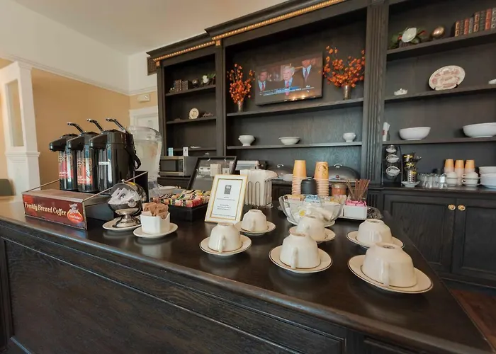 Stanyan Park Hotel
